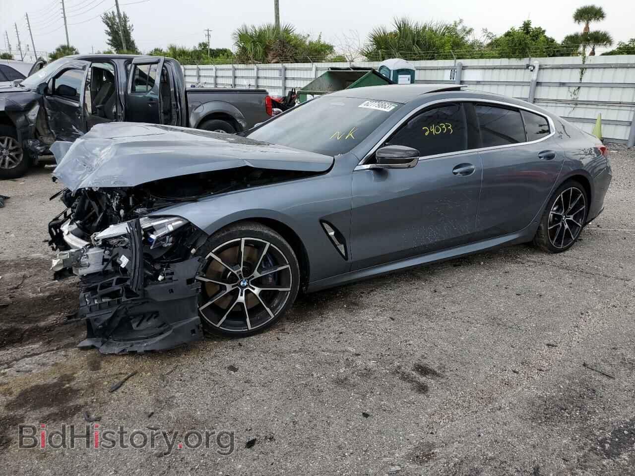 Photo WBAGV8C01MCF75867 - BMW M8 2021