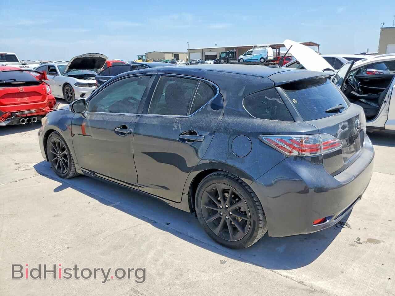 2011 LEXUS CT 200 - VIN: JTHKD5BH8B2016207 - Фото 2