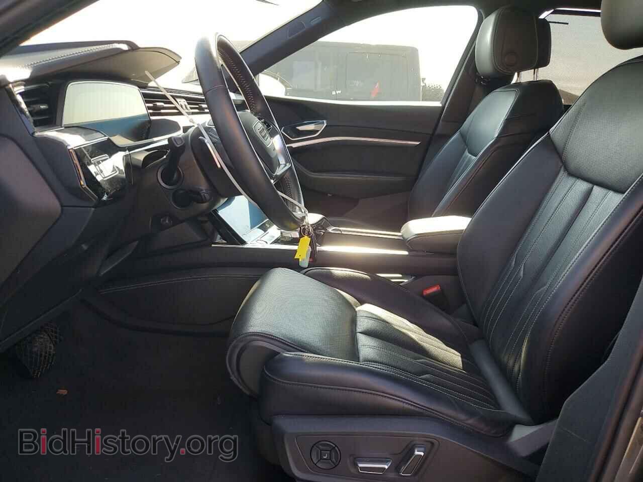 2019 AUDI E-TRON - VIN: WA1VAAGE2KB005776 - Photo 7