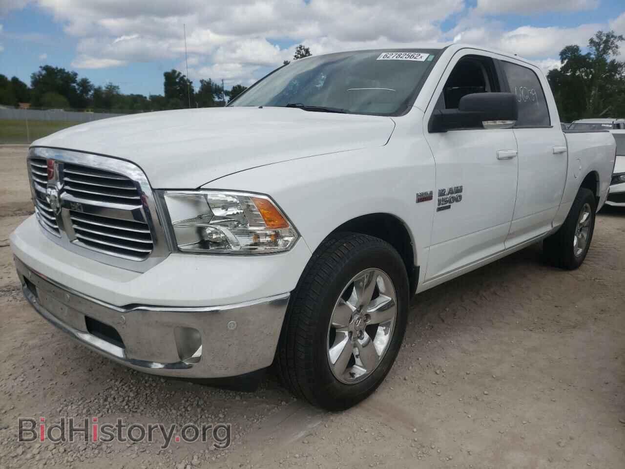 2019 RAM 1500 - VIN: 1C6RR6LT5KS554767 - Photo 2