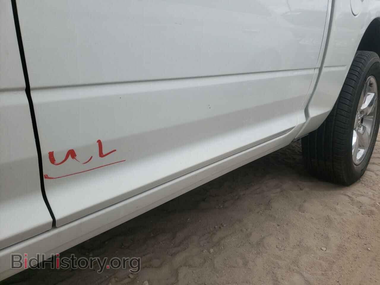 2019 RAM 1500 - VIN: 1C6RR6LT5KS554767 - Photo 9