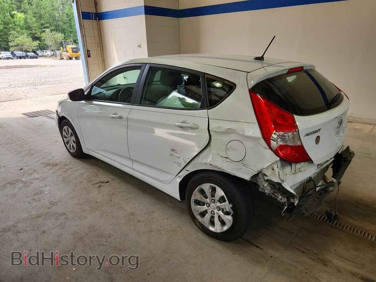 2017 HYUNDAI ACCENT - VIN: KMHCT5AE6HU350129 - Фото 2