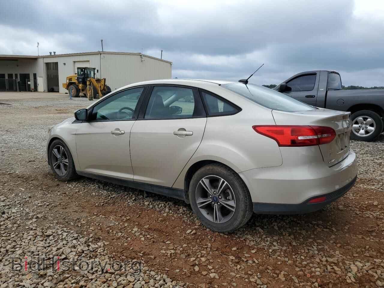 2017 FORD FOCUS - VIN: 1FADP3FE3HL281812 - Photo 2