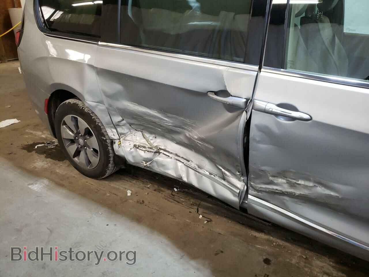 2018 CHRYSLER PACIFICA - VIN: 2C4RC1N71JR105177 - Photo 9