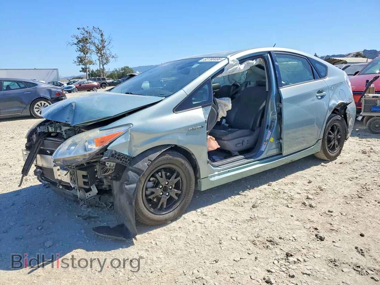 Фотография JTDKN3DU4E1777730 - TOYOTA PRIUS 2014