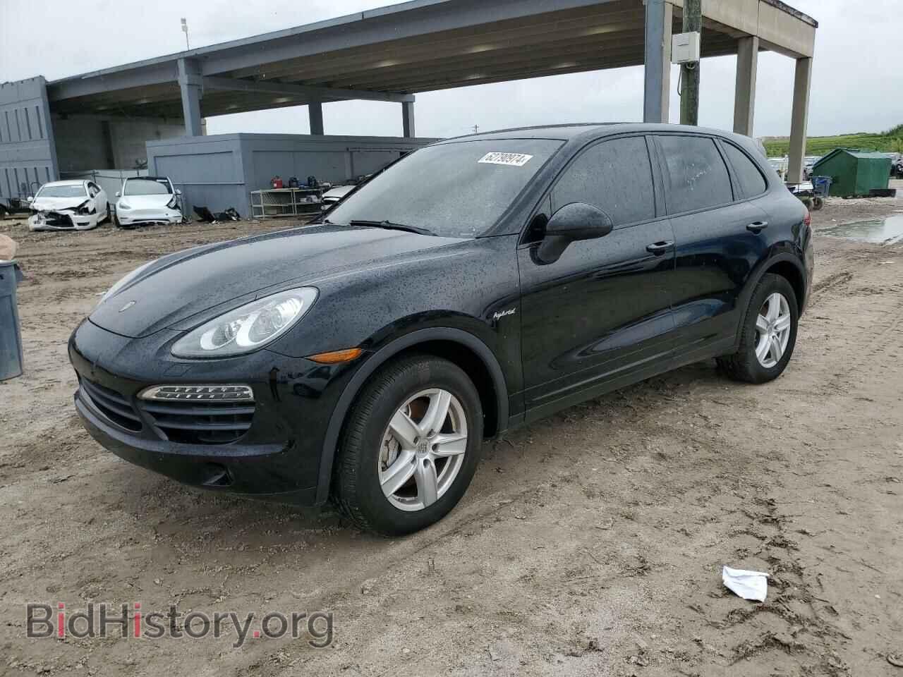Фотография WP1AE2A20CLA93251 - PORSCHE CAYENNE 2012