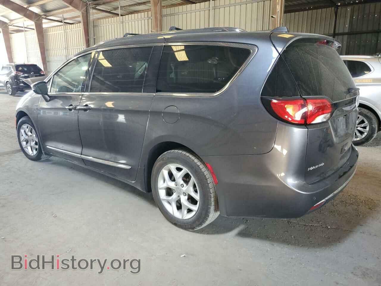 2020 CHRYSLER PACIFICA - VIN: 2C4RC1GG2LR190112 - Photo 2