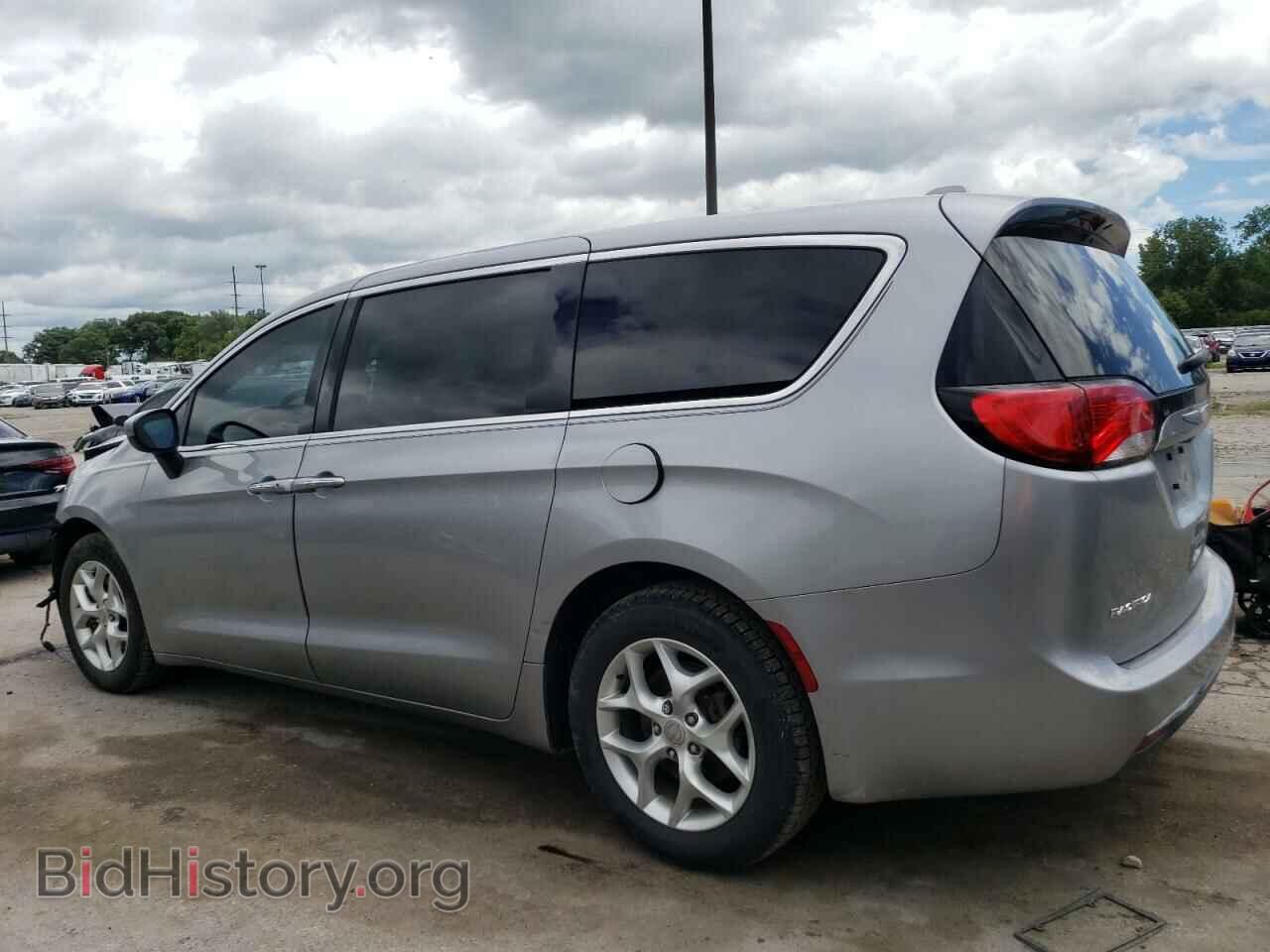 2017 CHRYSLER PACIFICA - VIN: 2C4RC1BG6HR768291 - Photo 2