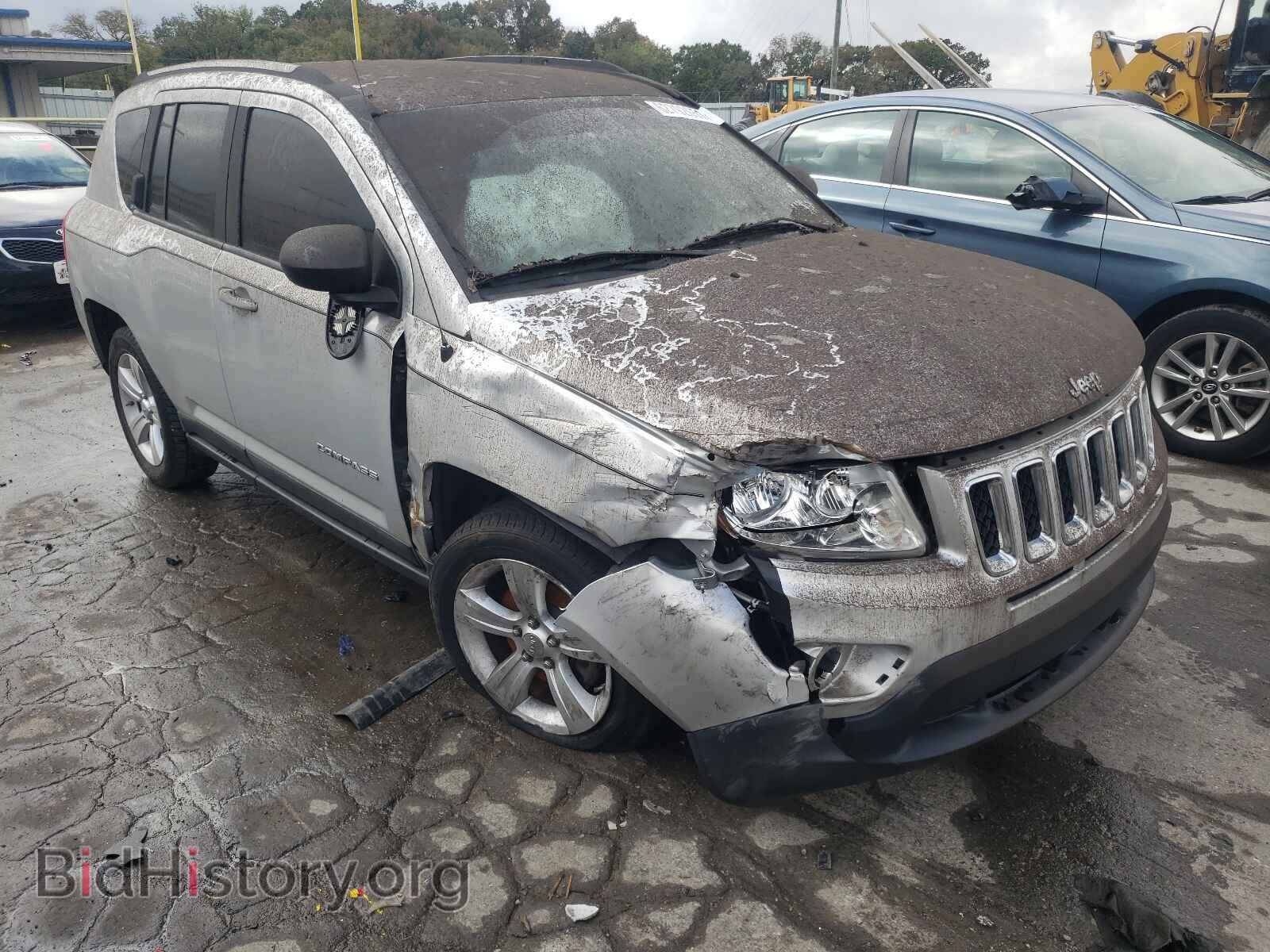 Фотография 1C4NJCBA9CD504196 - JEEP COMPASS 2012