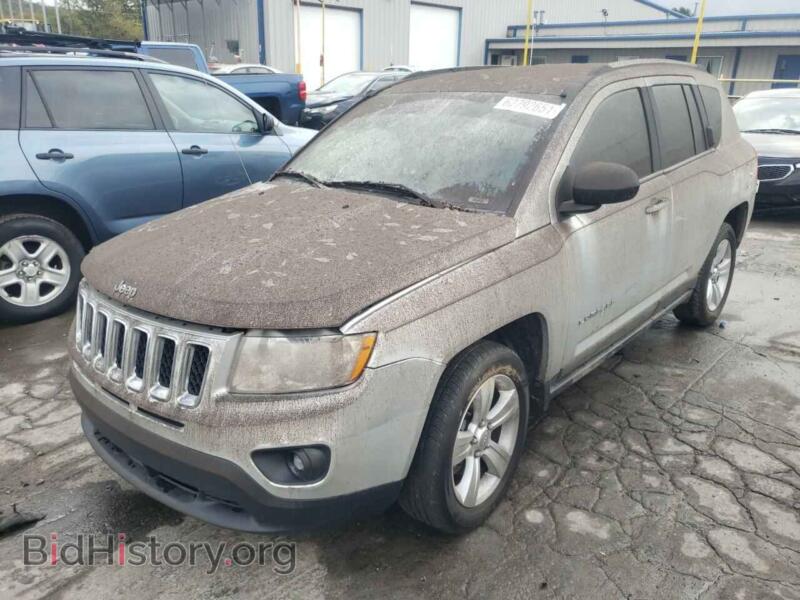 2012 Jeep COMPASS (VIN 1C4NJCBA9CD504196) — фото 2 из 10
