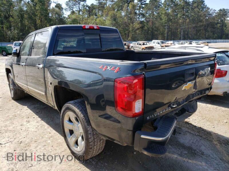 2018 Chevrolet SILVERADO (VIN 3GCUKSEC6JG556921) — photo 3 of 10