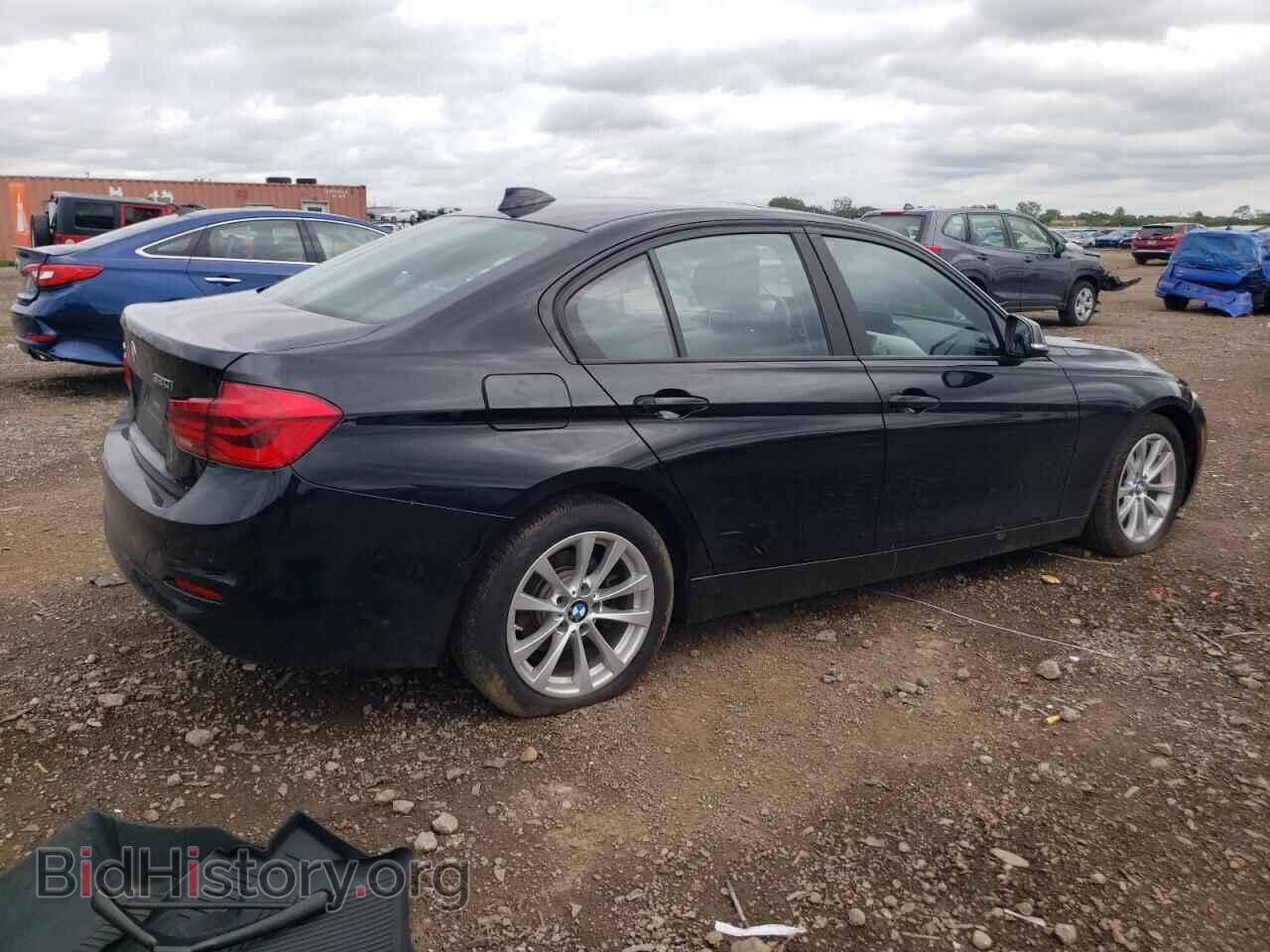 2017 BMW 3 SERIES - VIN: WBA8E5G32HNU43599 - Фото 3