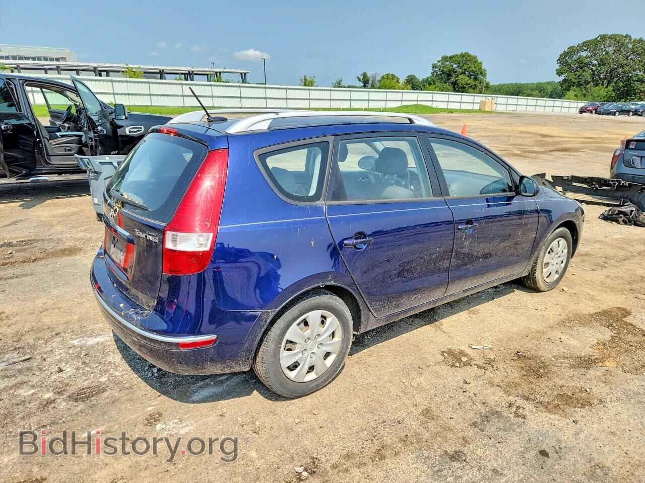 2011 HYUNDAI ELANTRA - VIN: KMHDC8AE6BU090585 - Фото 3