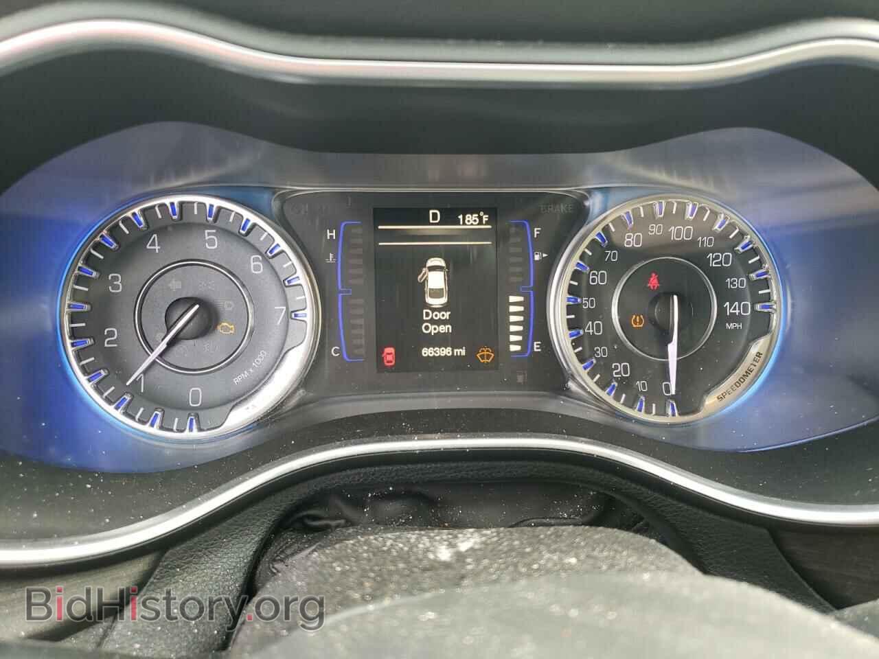2015 CHRYSLER 200 - VIN: 1C3CCCAB5FN743002 - Фото 9