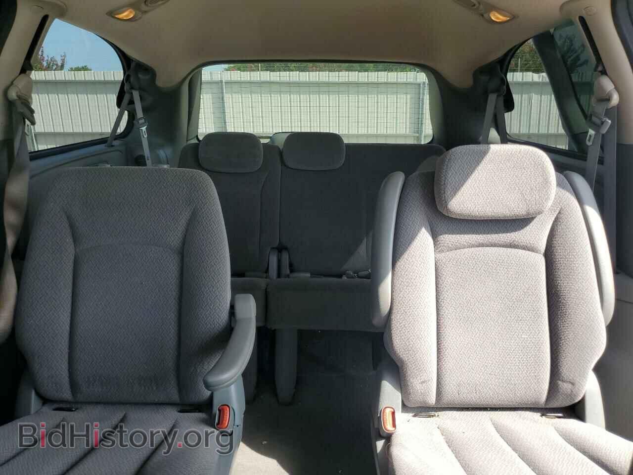 2007 CHRYSLER MINIVAN - VIN: 2A8GP44R87R171727 - Фото 10