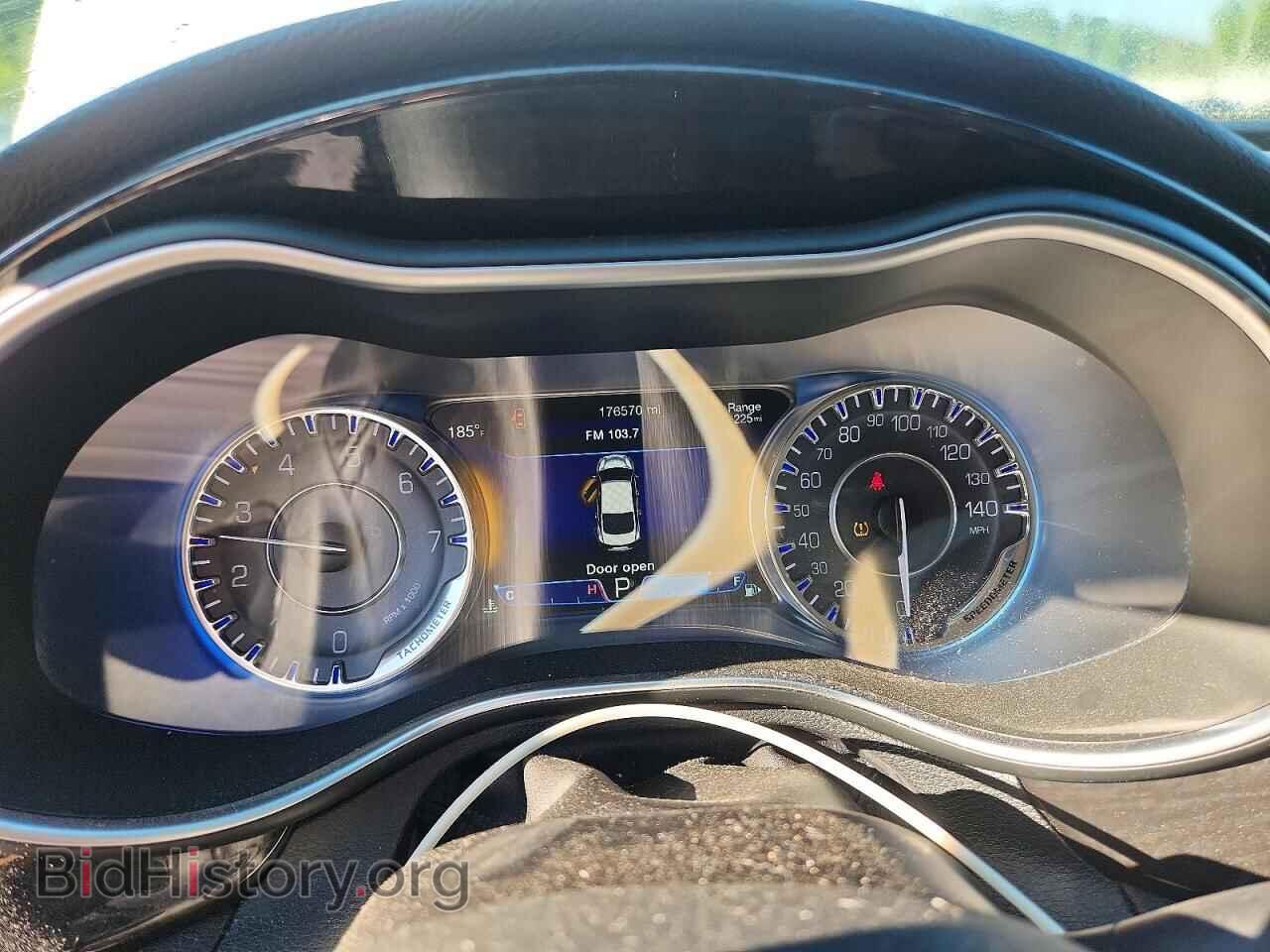 2016 CHRYSLER 200 - VIN: 1C3CCCCG9GN124350 - Фото 9