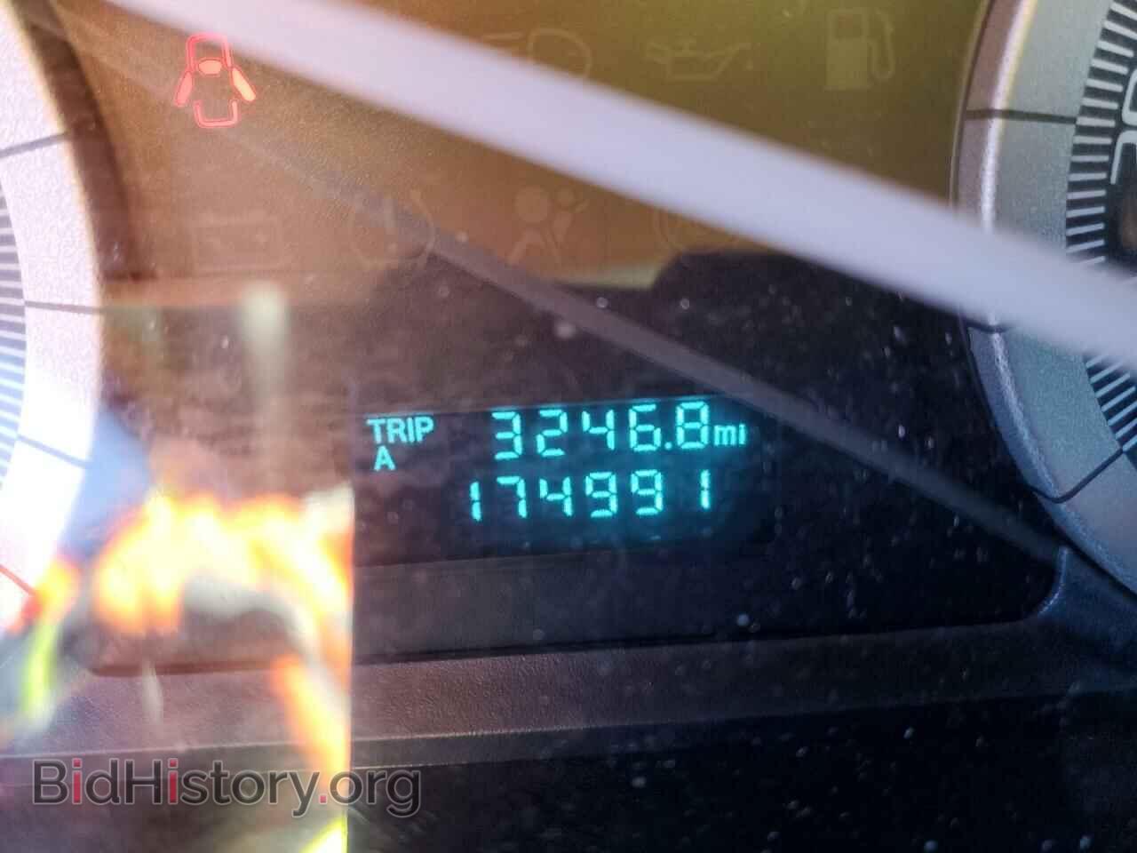 2008 FORD ESCAPE - VIN: 1FMCU93178KC71997 - Photo 8