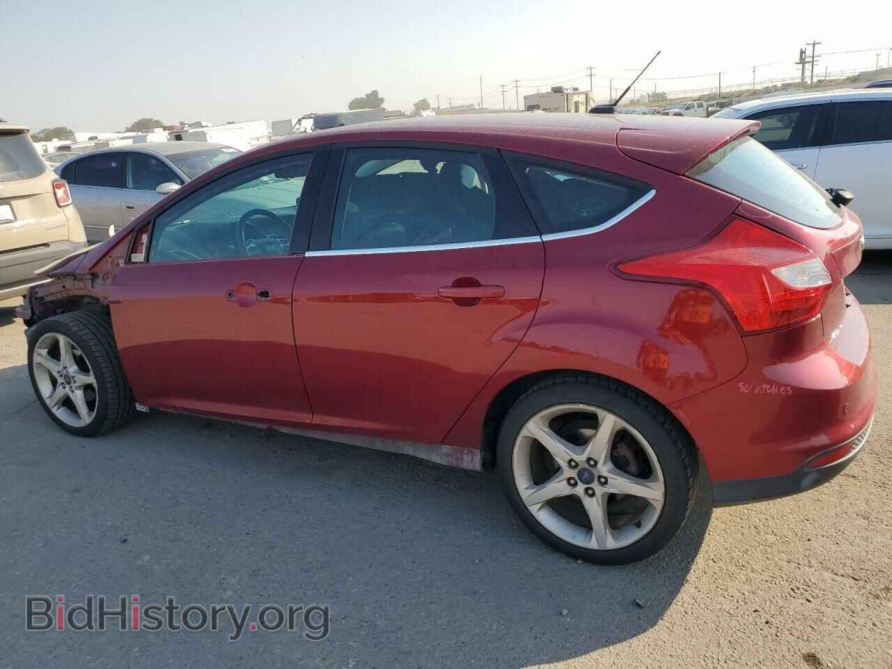 2013 FORD FOCUS - VIN: 1FADP3N26DL381811 - Фото 2