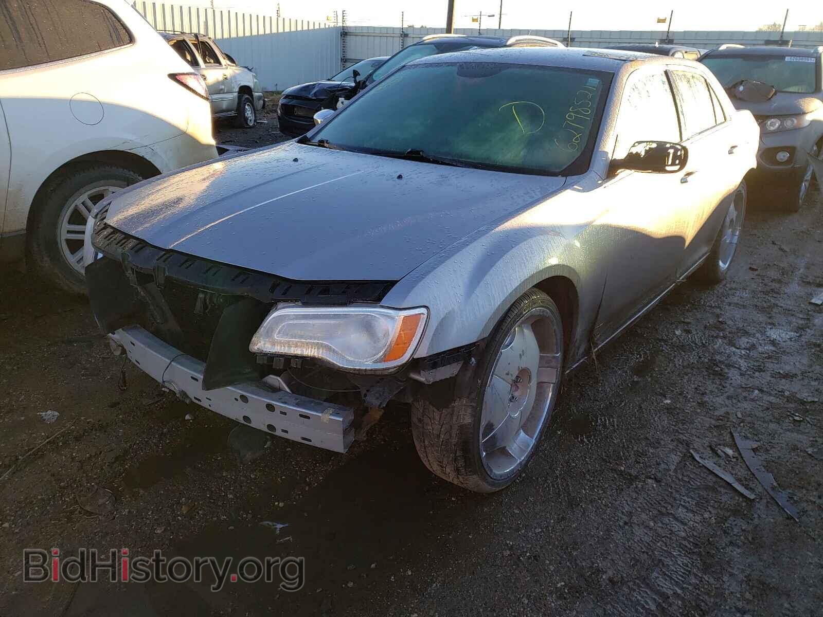 2014 CHRYSLER 300 - VIN: 2C3CCAET4EH117908 - Фото 2
