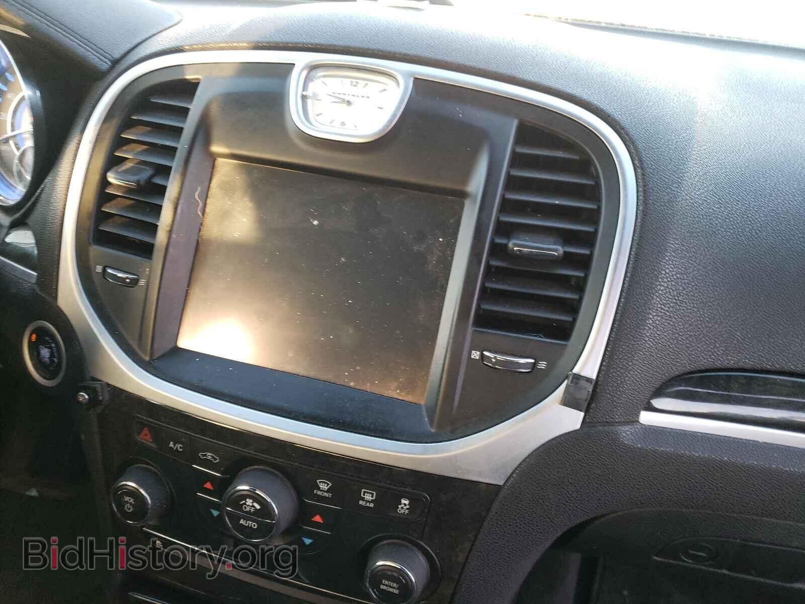 2014 CHRYSLER 300 - VIN: 2C3CCAET4EH117908 - Фото 9