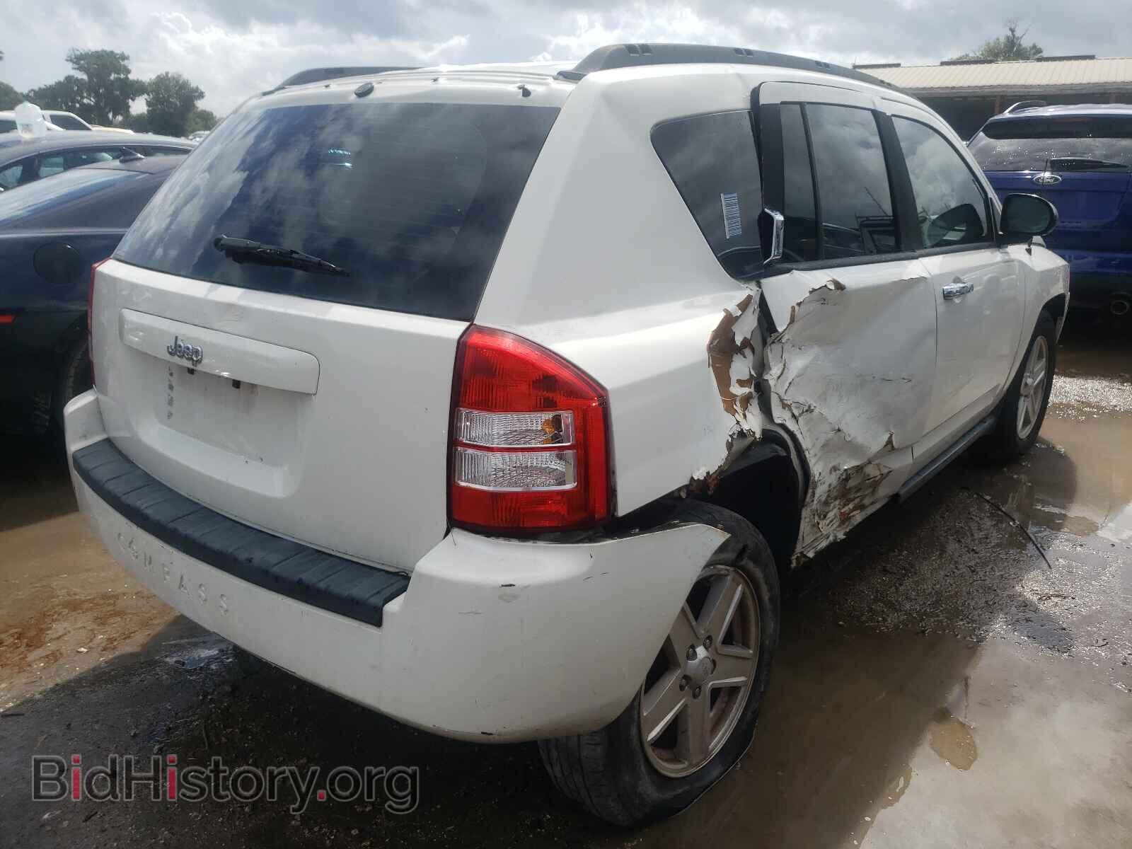 2007 JEEP COMPASS - VIN: 1J8FT47097D431267 - Фото 4