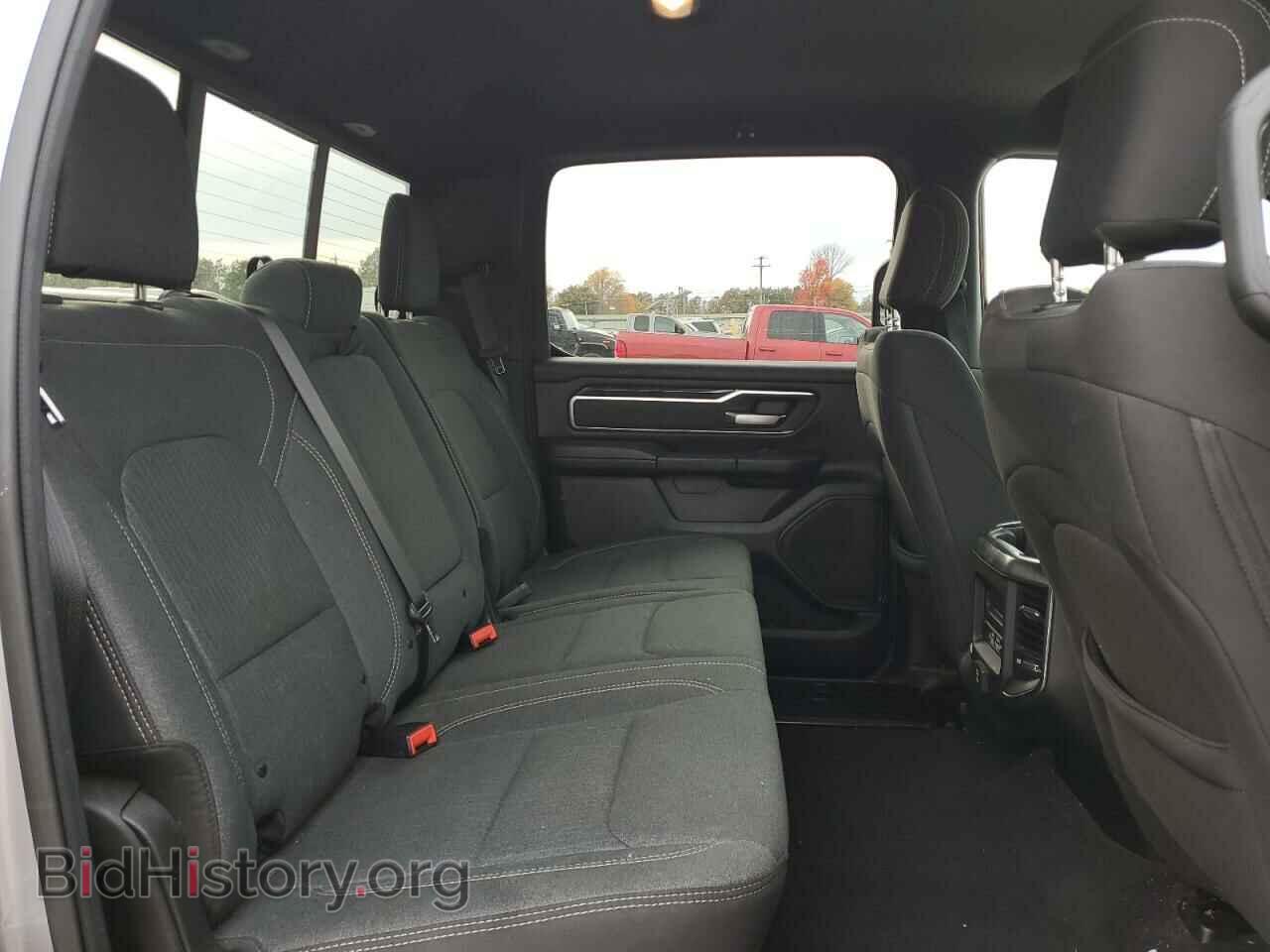 2019 RAM 1500 - VIN: 1C6SRFFT8KN719318 - Фото 6