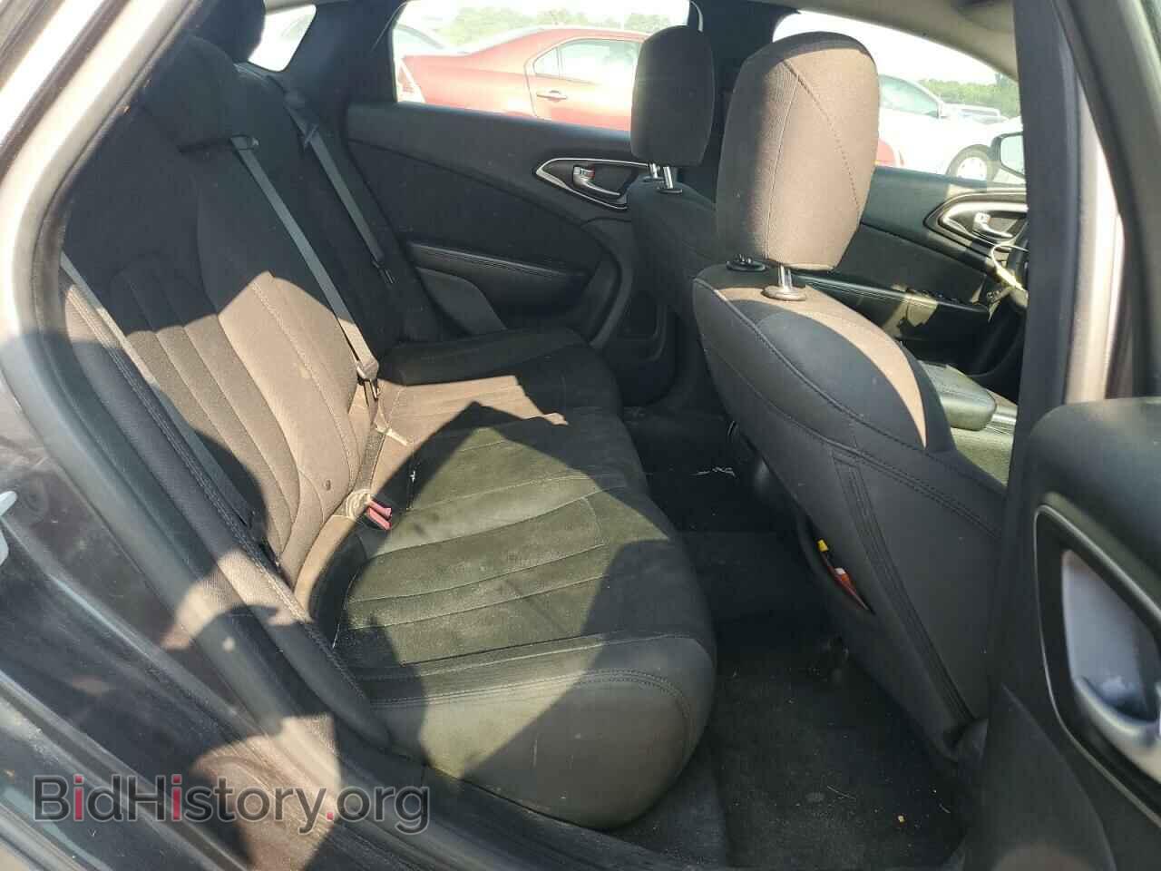 2016 CHRYSLER 200 - VIN: 1C3CCCAB0GN109226 - Фото 10