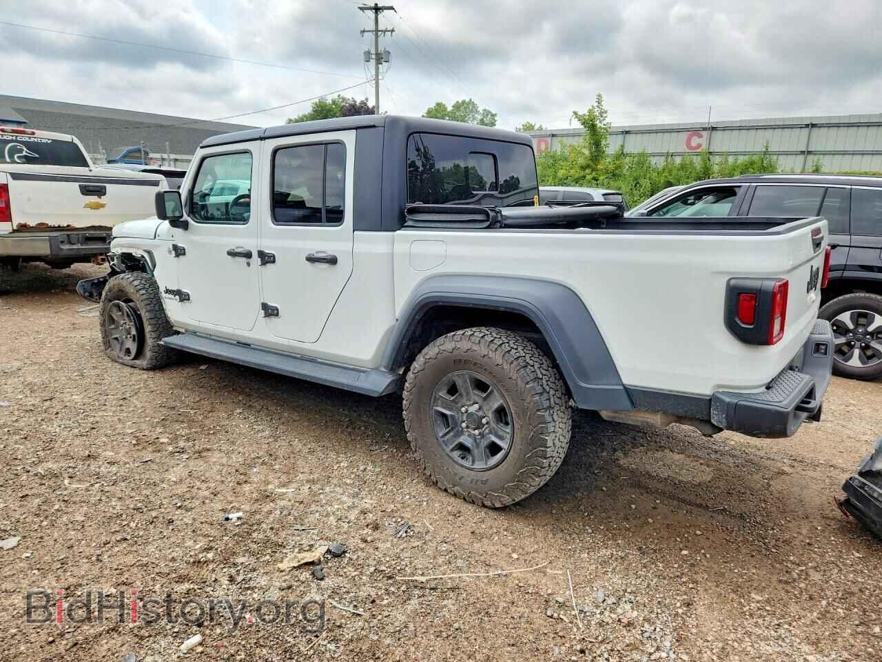 2020 JEEP GLADIATOR - VIN: 1C6HJTAGXLL163990 - Photo 2