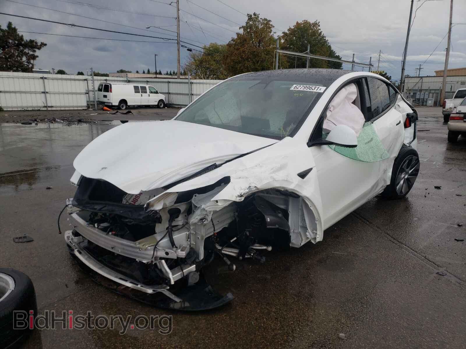 2021 TESLA MODEL Y - VIN: 5YJYGDEEXMF230937 - Фото 2