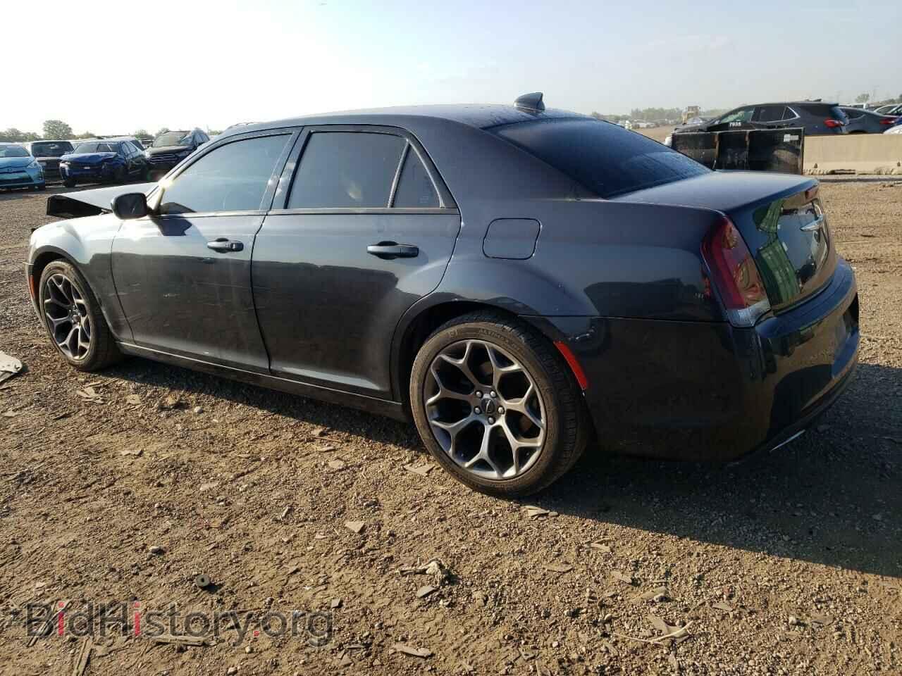 2015 CHRYSLER 300 - VIN: 2C3CCABG1FH853570 - Фото 2