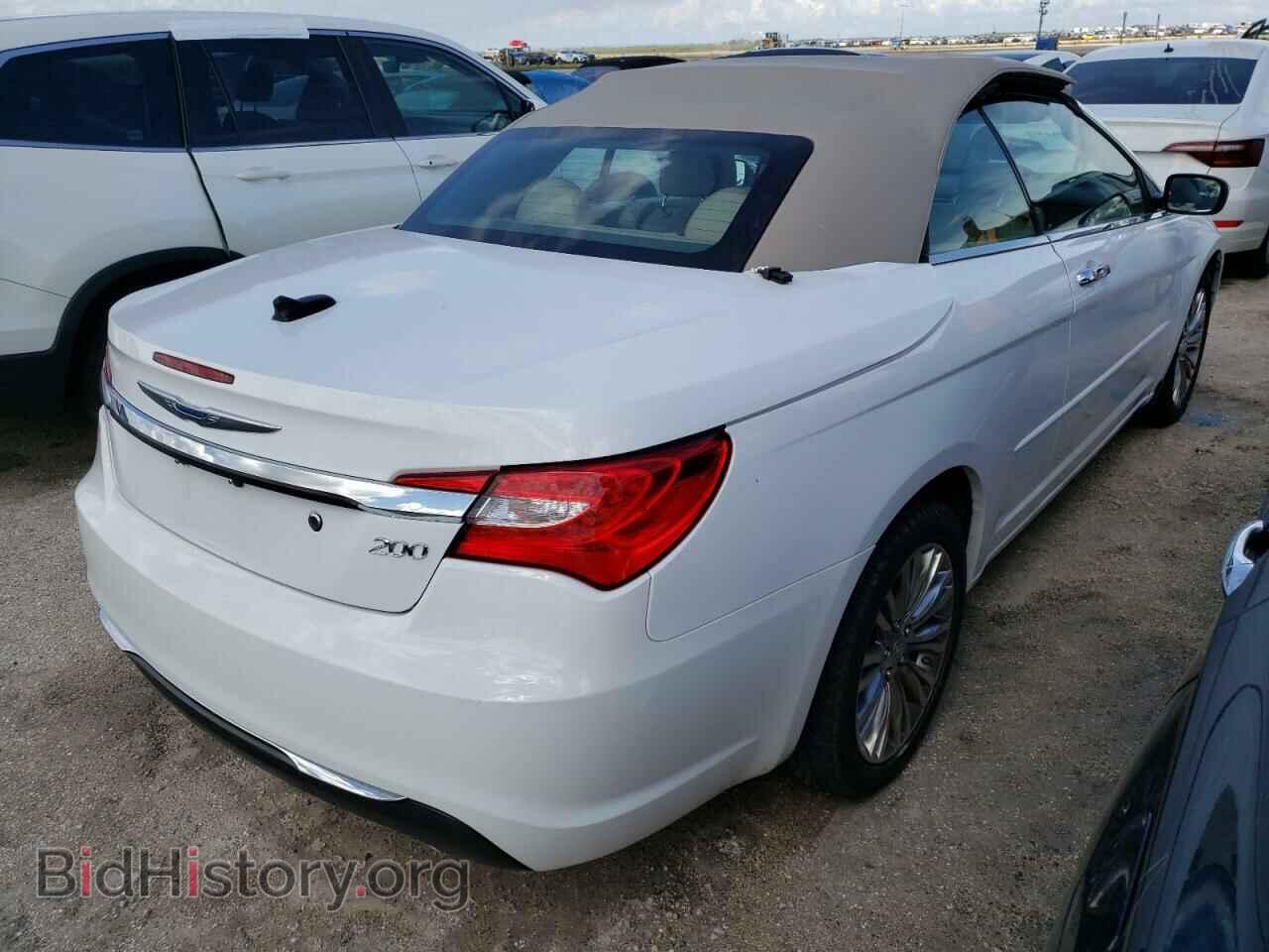 2012 CHRYSLER 200 - VIN: 1C3BCBFG6CN217659 - Фото 4
