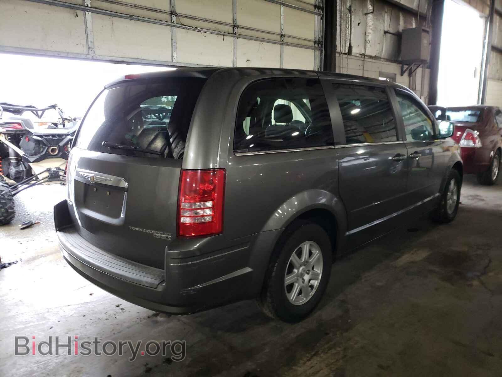 2010 CHRYSLER MINIVAN - VIN: 2A4RR2D13AR368122 - Фото 4