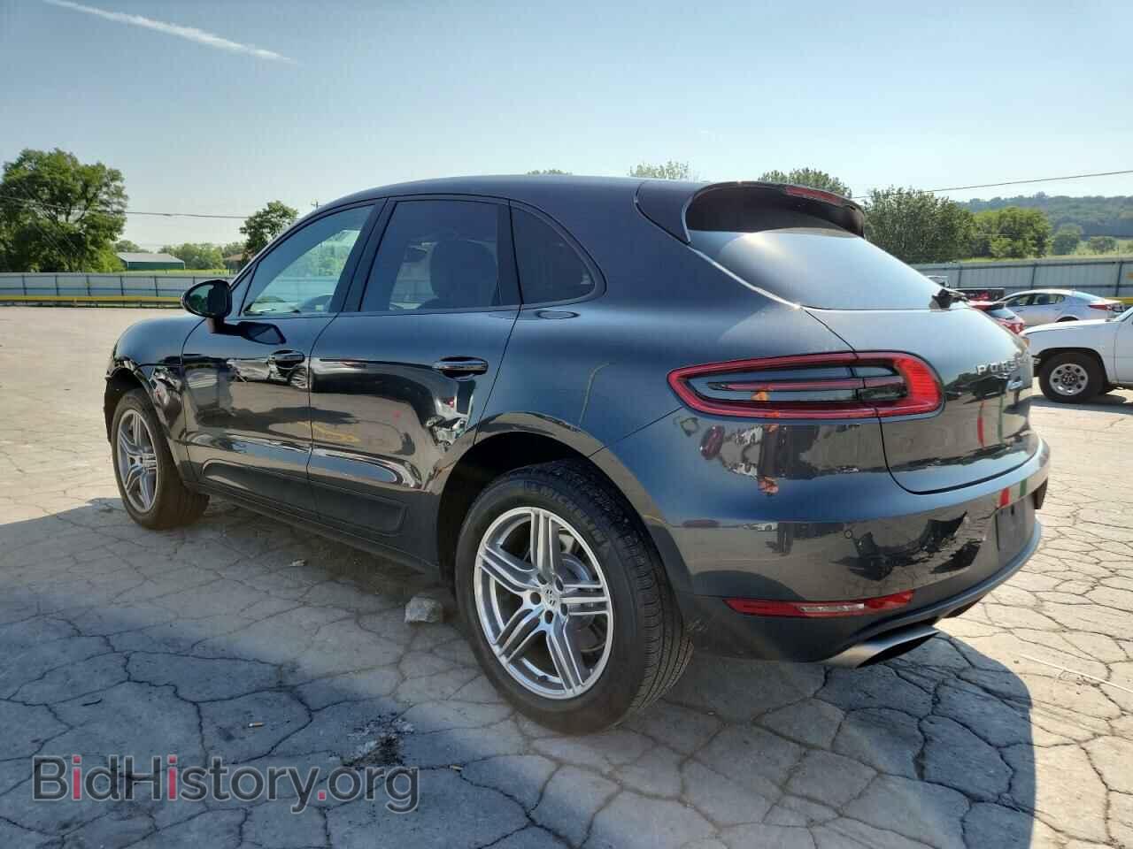 2018 PORSCHE MACAN - VIN: WP1AA2A51JLB12215 - Photo 2