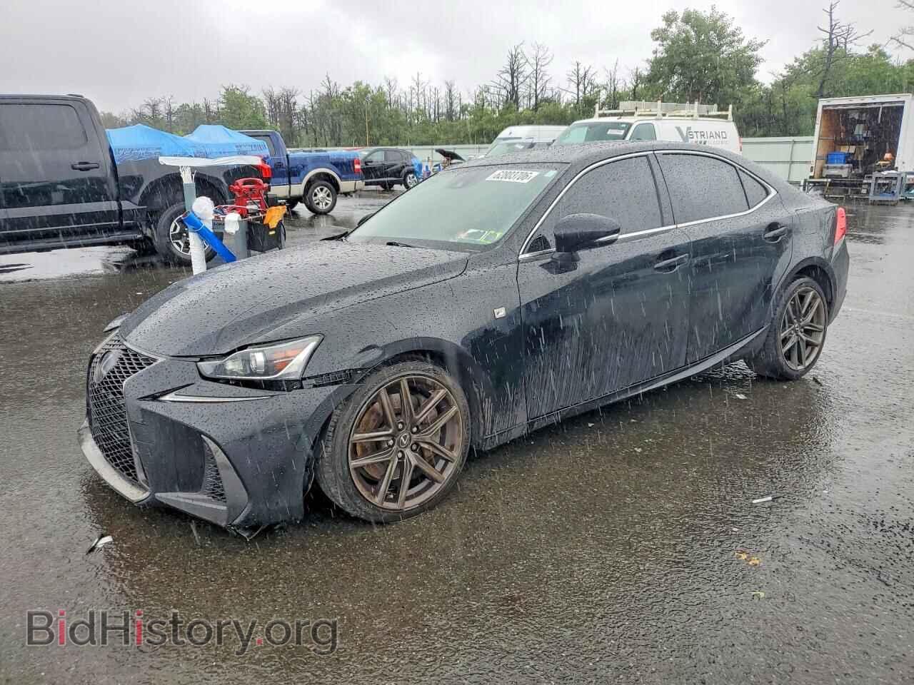Photo JTHBA1D23J5083854 - LEXUS IS 2018