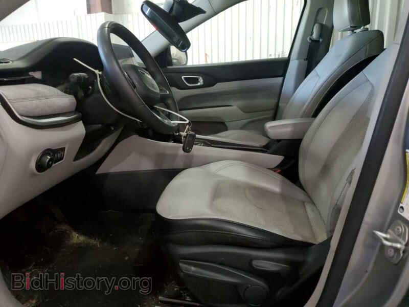 2022 Jeep COMPASS (VIN 3C4NJCBB1NT138966) — photo 7 of 13