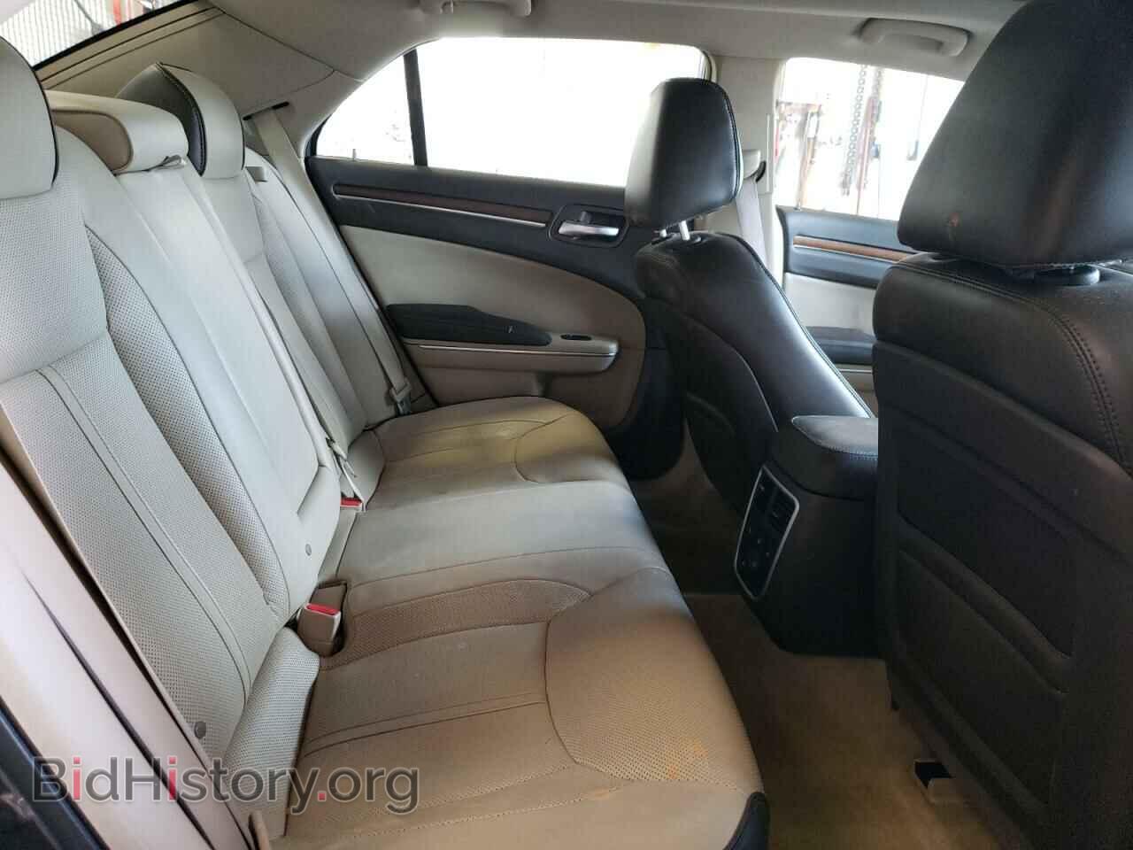 2013 CHRYSLER 300 - VIN: 2C3CCASGXDH560053 - Фото 10
