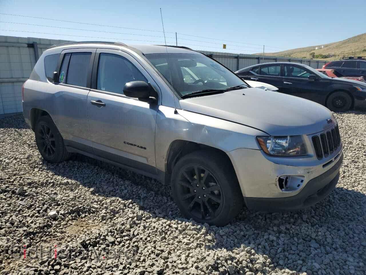 2015 JEEP COMPASS - VIN: 1C4NJDBB2FD427111 - Фото 4