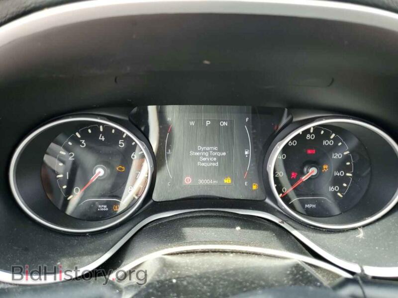 2019 Jeep COMPASS (VIN 3C4NJCBB1KT851538) — photo 9 of 13