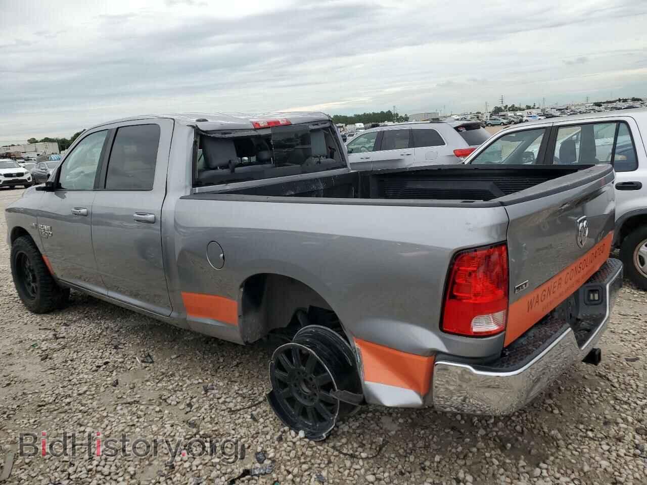 2019 RAM 1500 - VIN: 1C6RR6TT2KS616738 - Фото 2