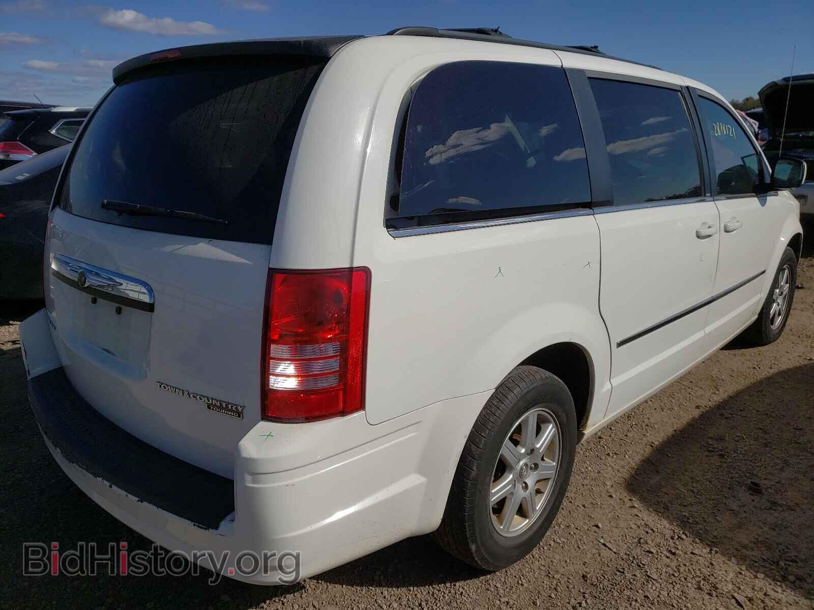 2010 CHRYSLER MINIVAN - VIN: 2A4RR5D19AR324465 - Фото 4