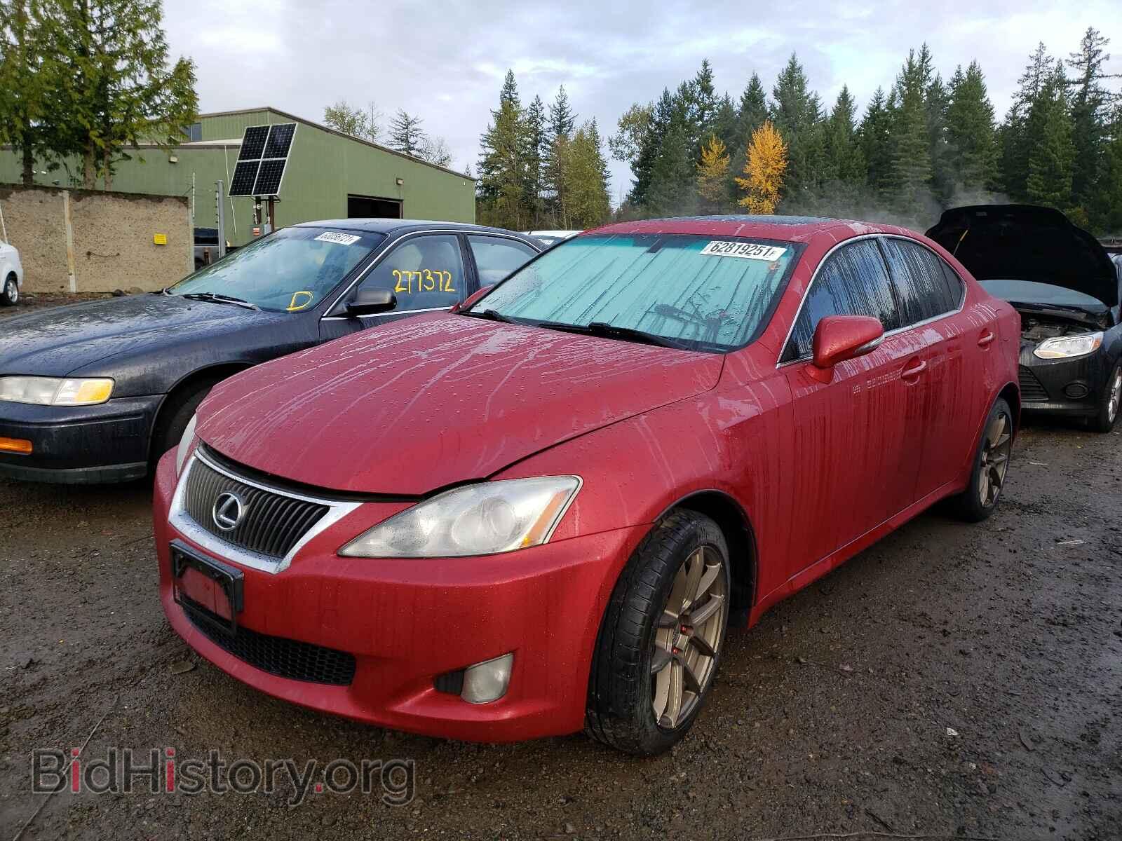 2010 LEXUS IS - VIN: JTHCF5C28A2032804 - Фото 2