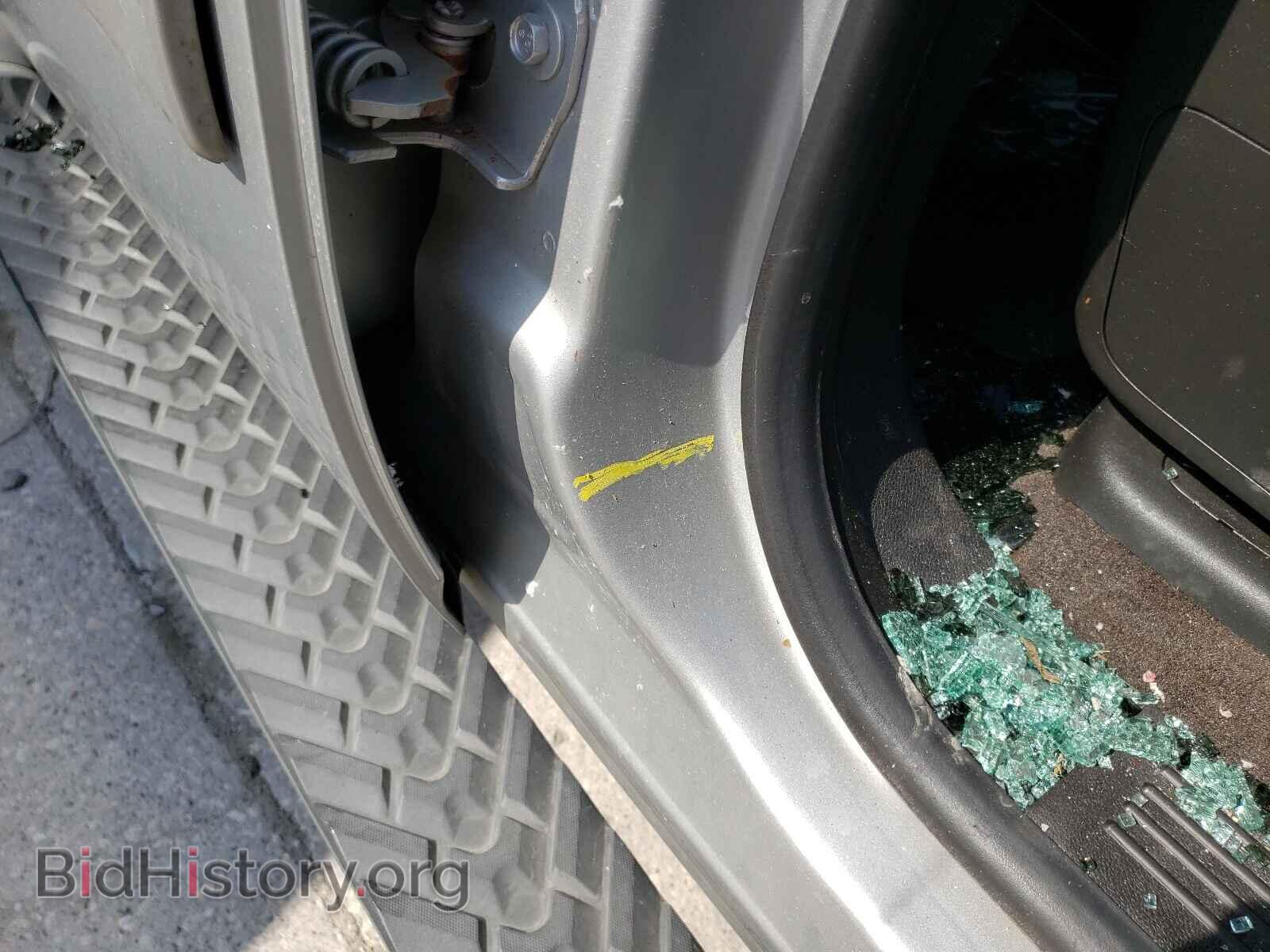 2010 CHEVROLET AVALANCHE - VIN: 3GNVKFE08AG215819 - Фото 9