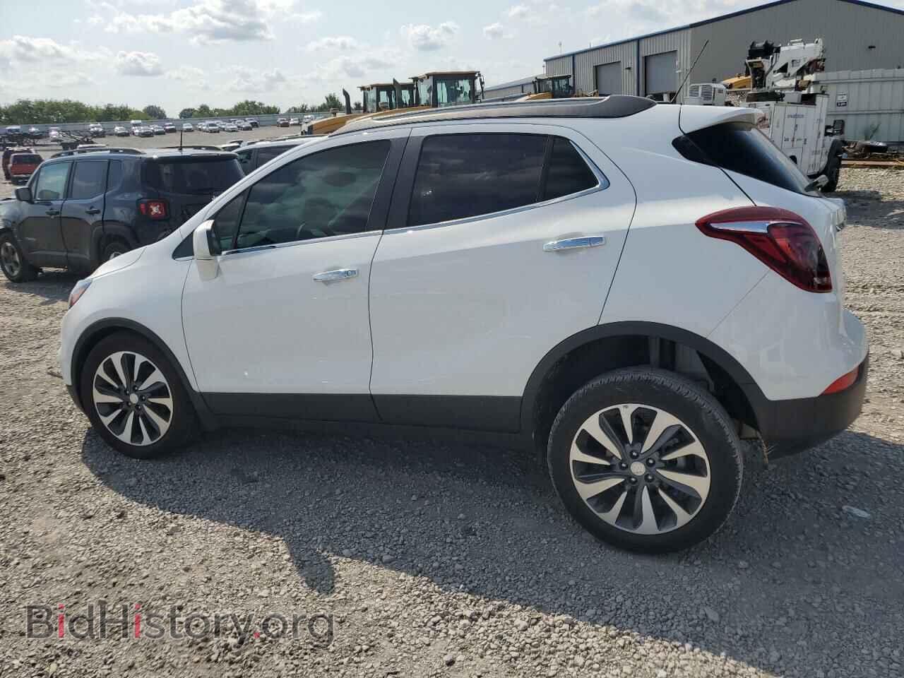 2022 BUICK ENCORE - VIN: KL4CJESM3NB565890 - Photo 2