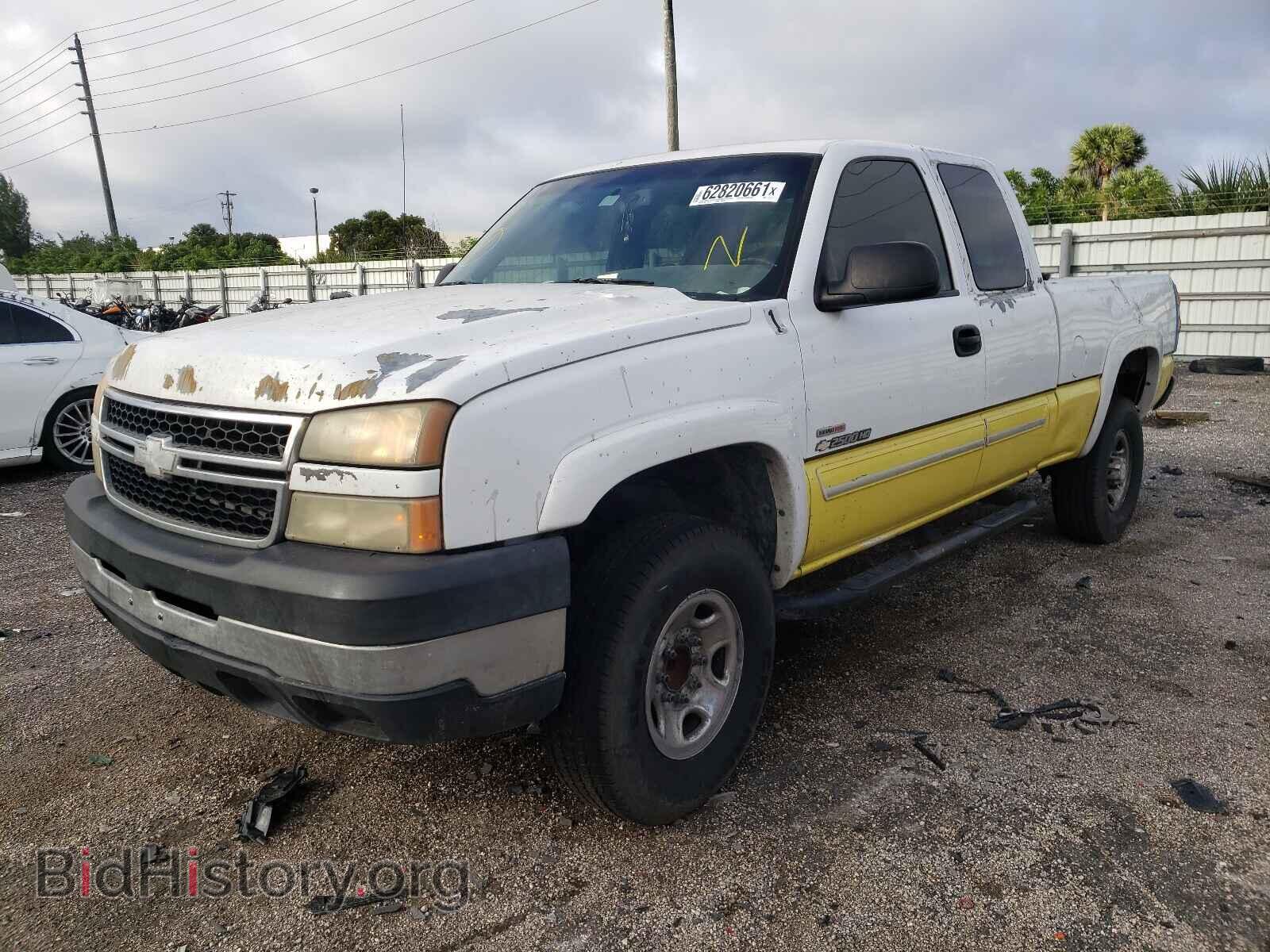 2006 CHEVROLET SILVERADO - VIN: 1GCHC29266E231183 - Фото 2