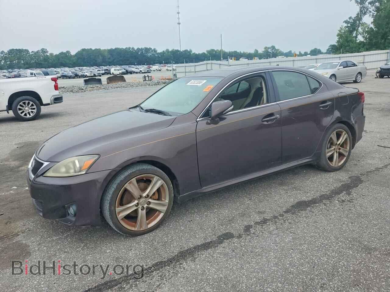 Photo JTHBF5C2XC2102690 - LEXUS IS 2012