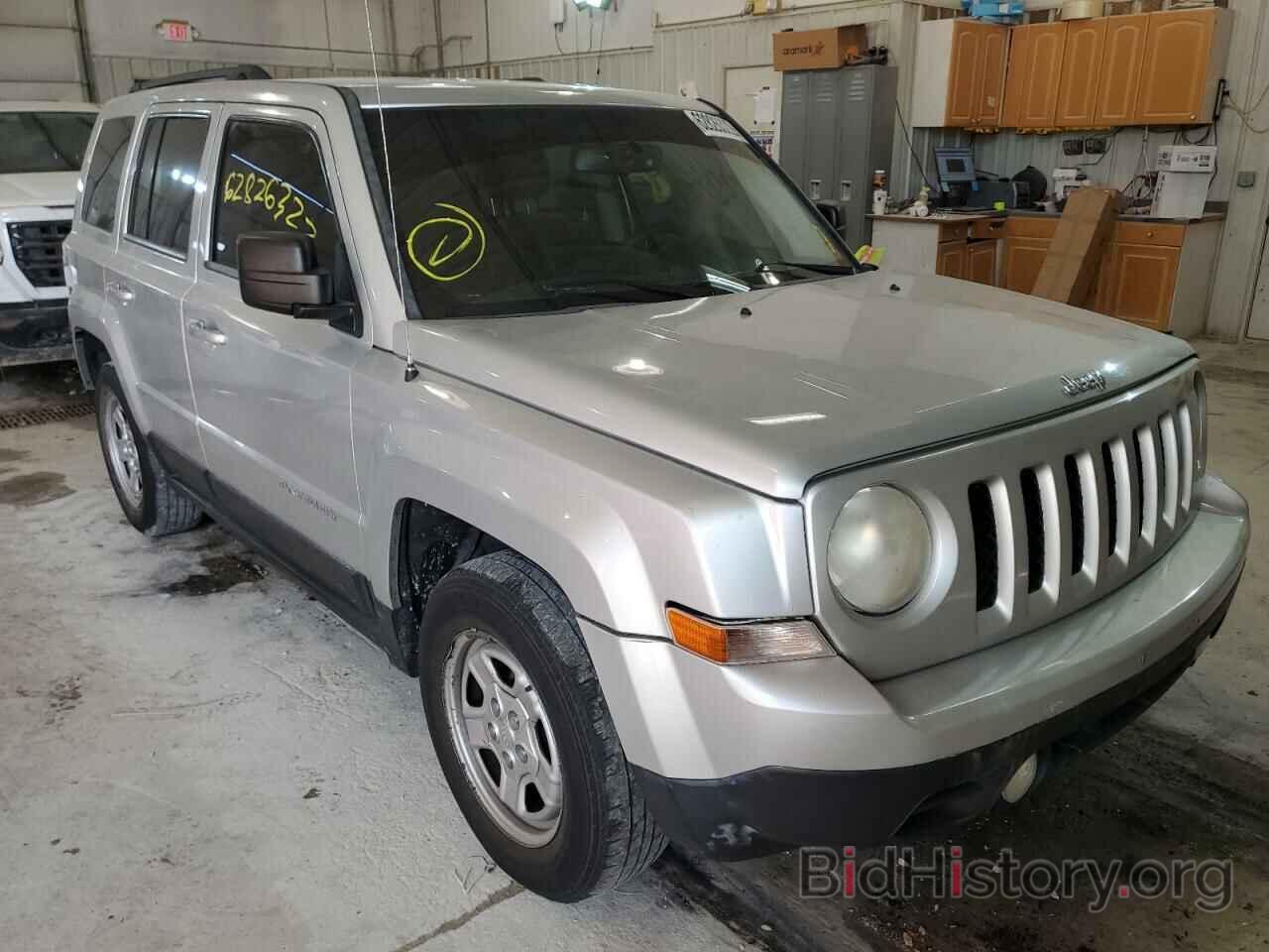 Photo 1C4NJPBA3CD594520 - JEEP PATRIOT 2012