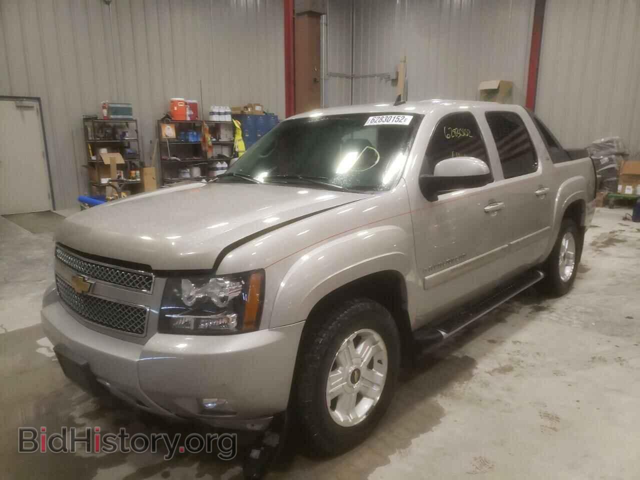 2009 CHEVROLET AVALANCHE - VIN: 3GNFK22009G153832 - Фото 2