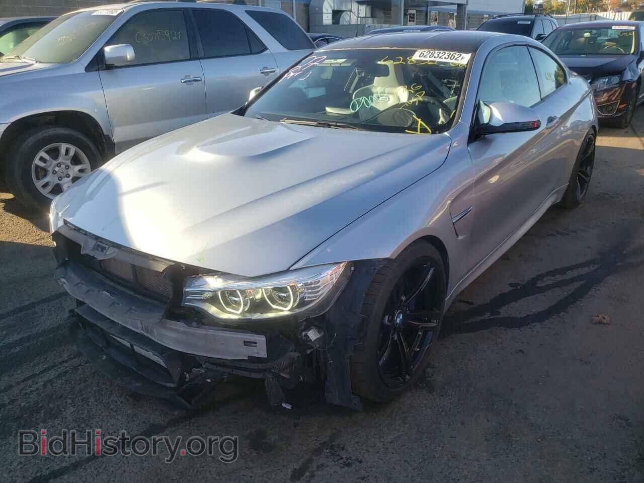 2015 BMW M4 - VIN: WBS3R9C51FF708996 - Фото 2