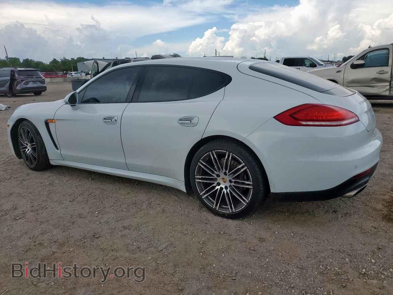 2016 PORSCHE PANAMERA - VIN: WP0AA2A77GL005343 - Photo 2