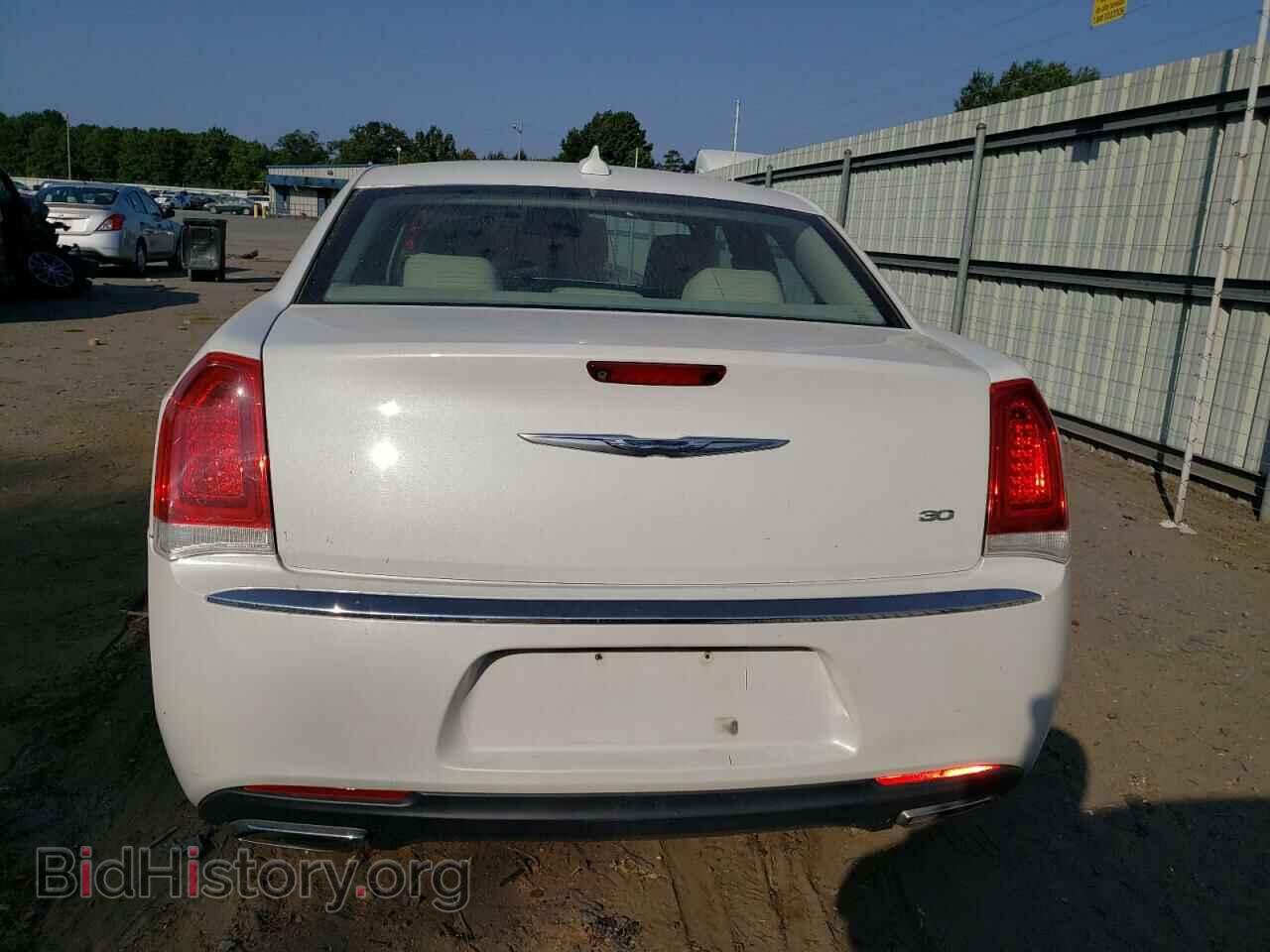 2015 CHRYSLER 300 - VIN: 2C3CCAAG4FH763198 - Фото 6